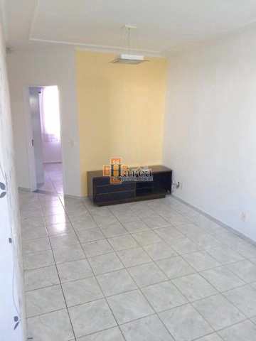 Apartamento à venda com 2 quartos, 72m² - Foto 2