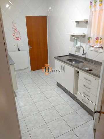 Apartamento à venda com 2 quartos, 72m² - Foto 8