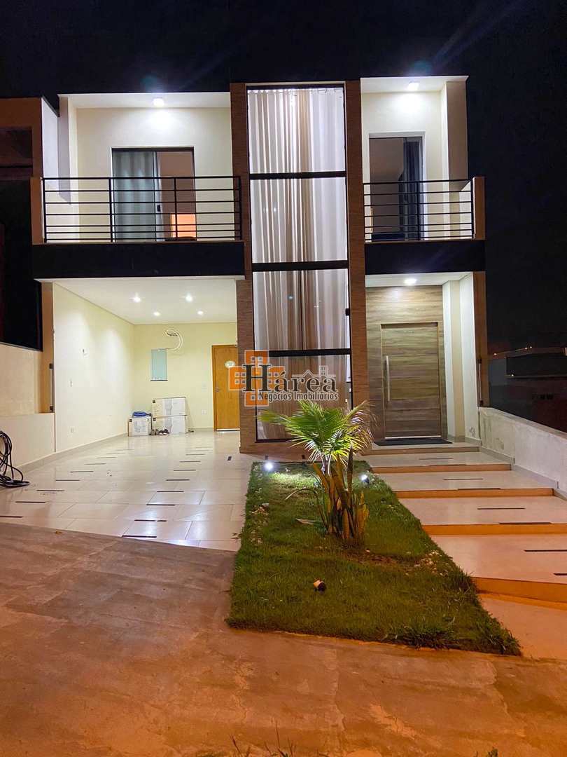 Sobrado à venda com 3 quartos, 170m² - Foto 1