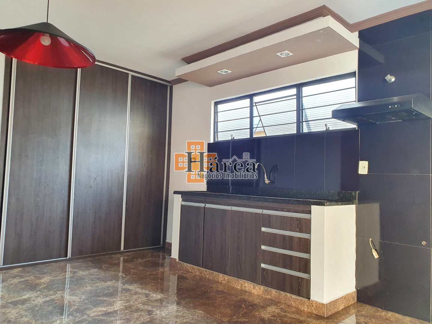 Casa à venda com 3 quartos, 217m² - Foto 14