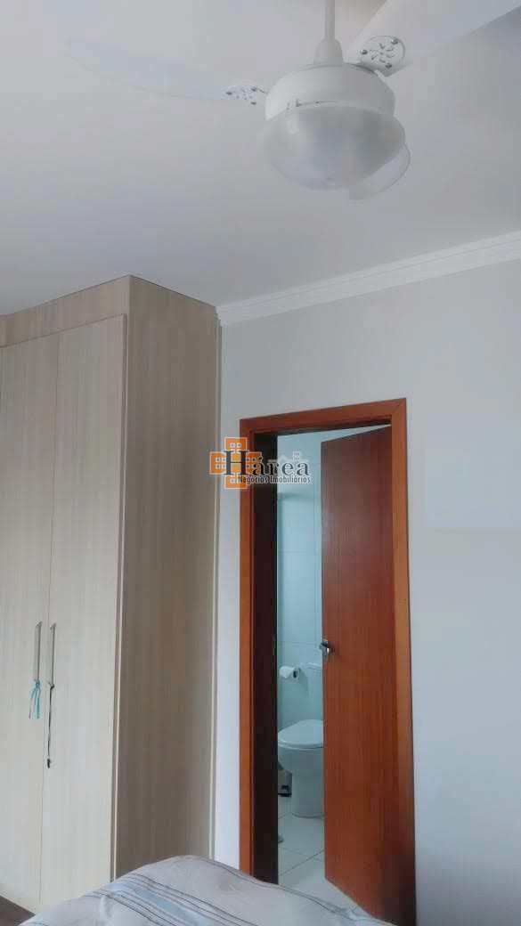 Sobrado à venda com 3 quartos, 240m² - Foto 10