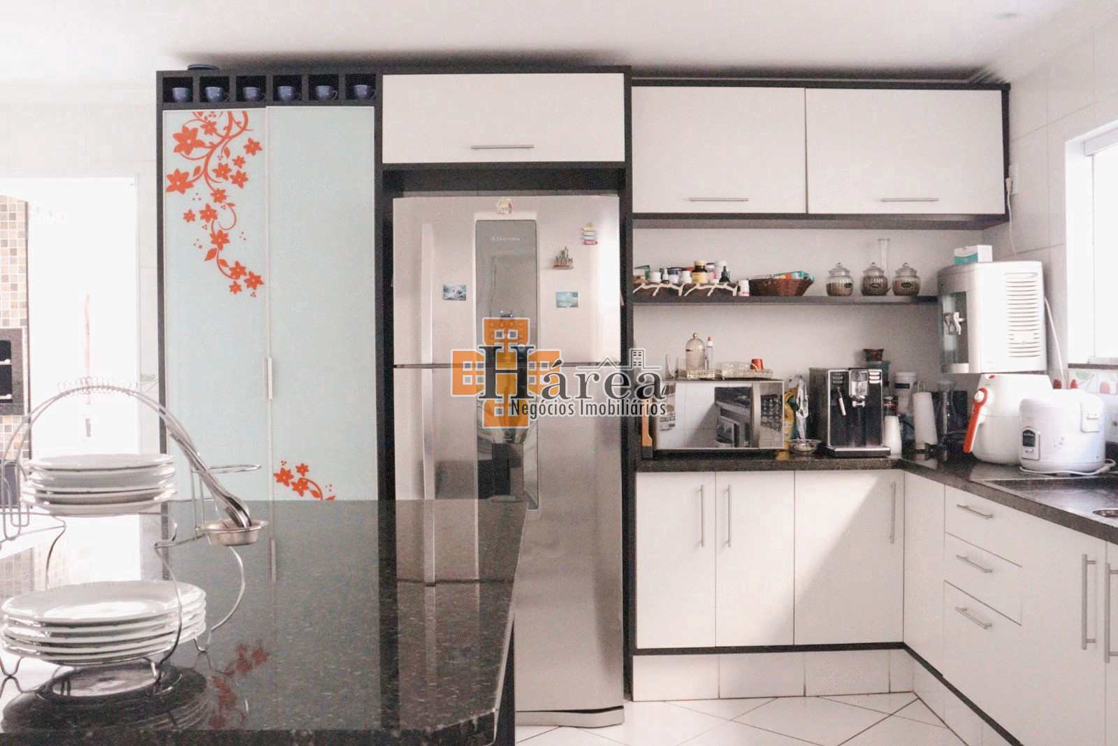 Sobrado à venda com 3 quartos, 312m² - Foto 24