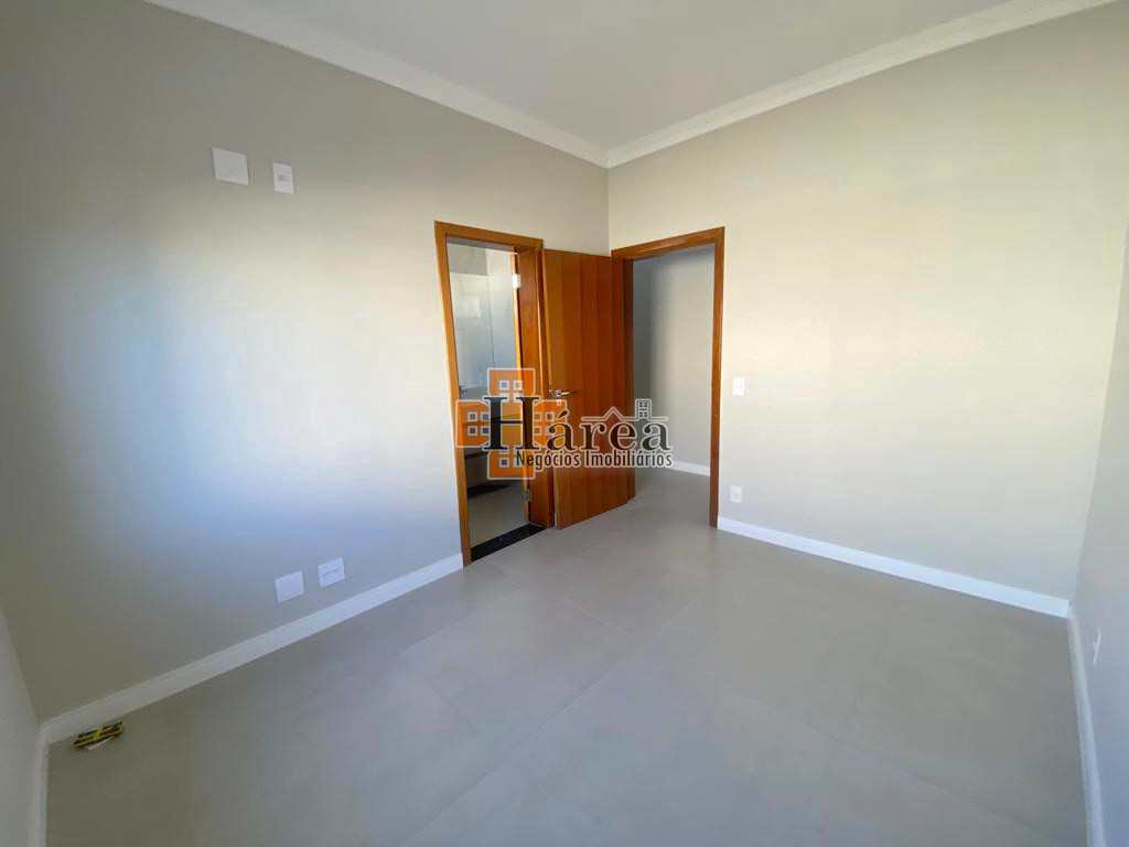 Casa de Condomínio à venda com 3 quartos, 330m² - Foto 6