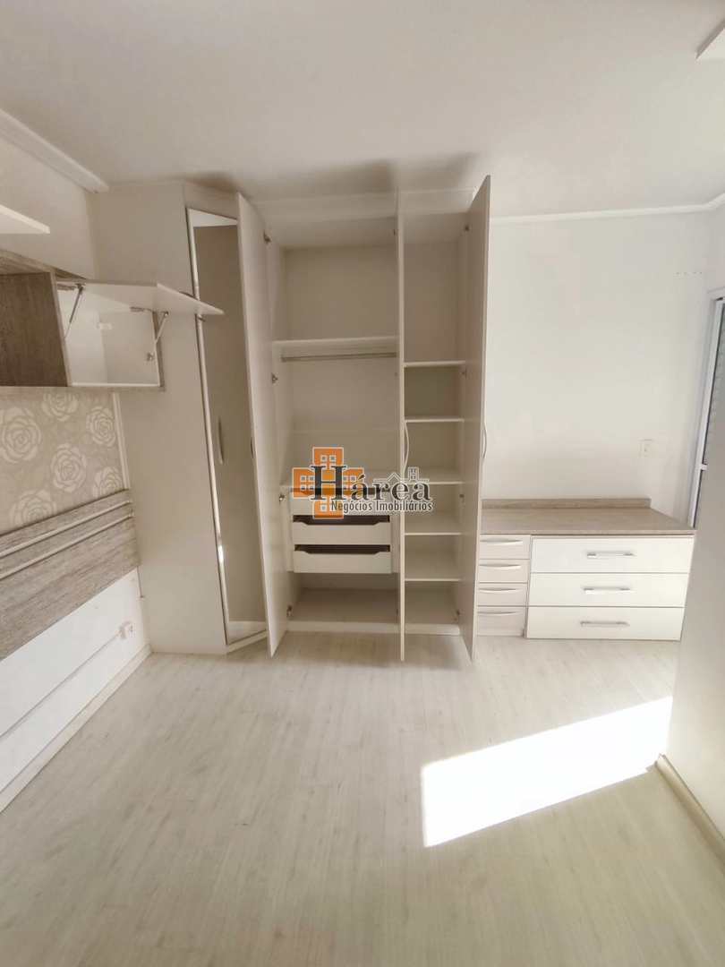 Apartamento à venda com 2 quartos, 62m² - Foto 9