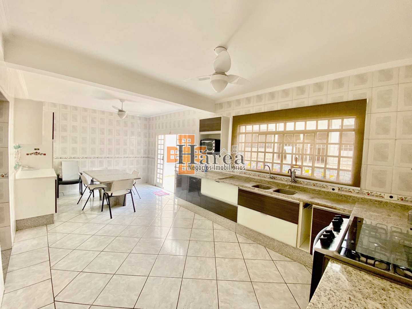 Sobrado à venda com 3 quartos, 304m² - Foto 10