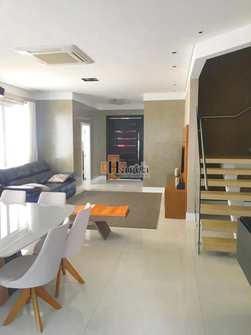 Sobrado à venda com 3 quartos, 387m² - Foto 3