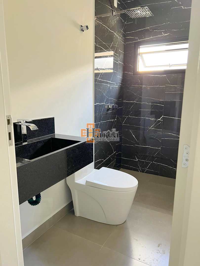 Sobrado à venda com 3 quartos, 300m² - Foto 17