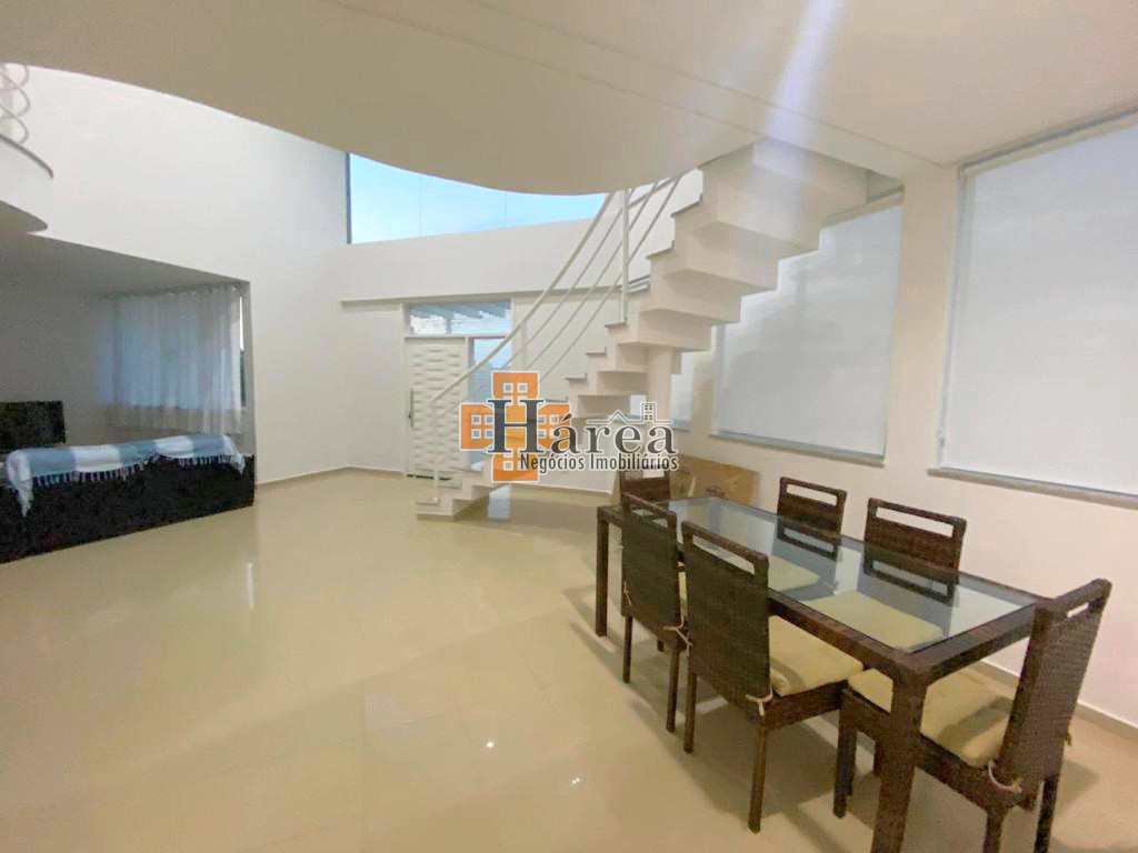 Sobrado à venda com 3 quartos, 434m² - Foto 2