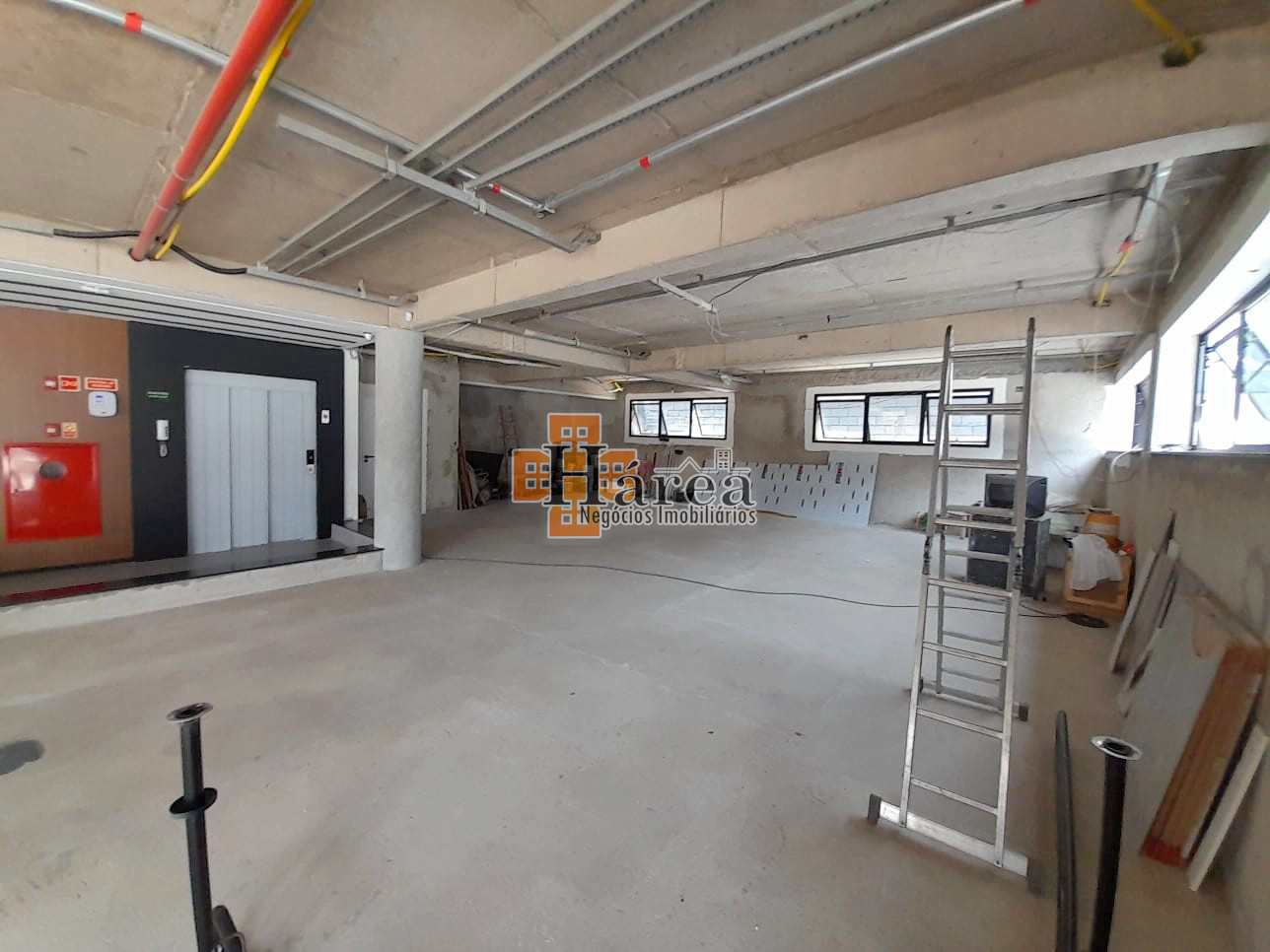 Prédio Inteiro para alugar, 250m² - Foto 17