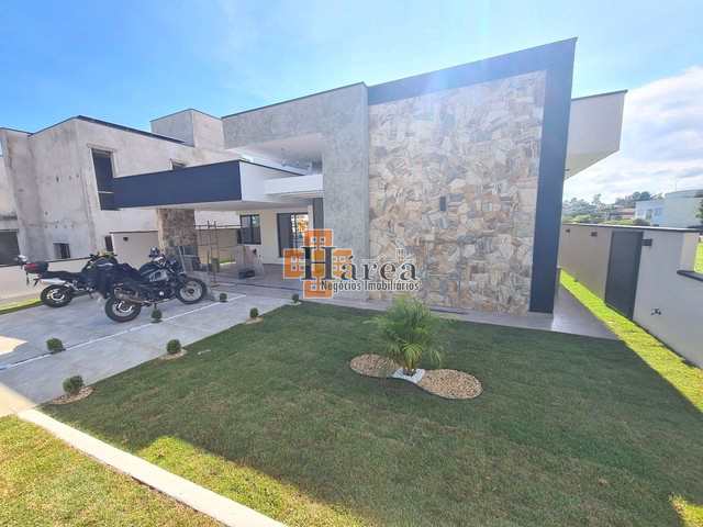 Casa de Condomínio à venda com 3 quartos, 225m² - Foto 2