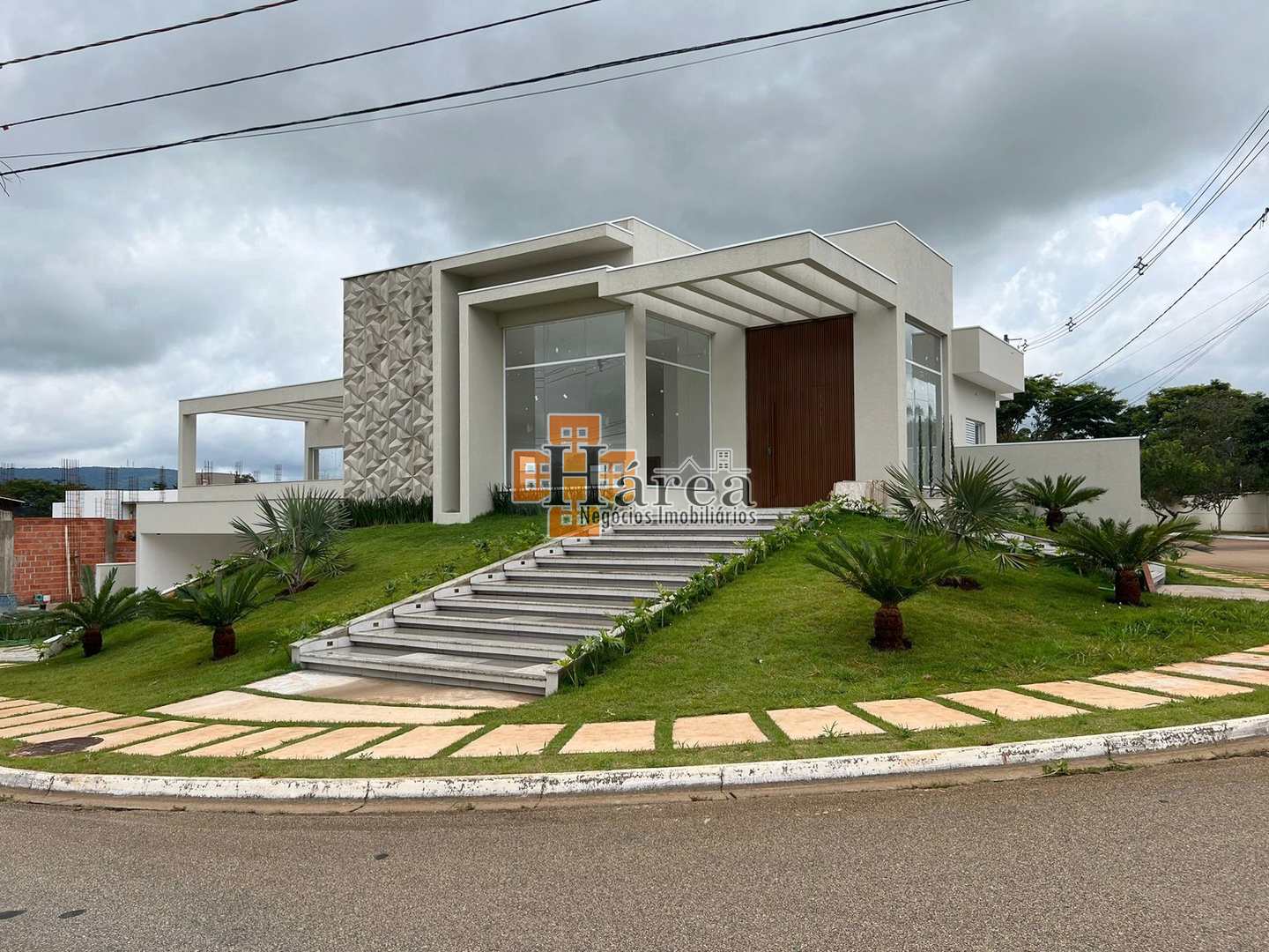 Casa de Condomínio à venda com 4 quartos, 581m² - Foto 3