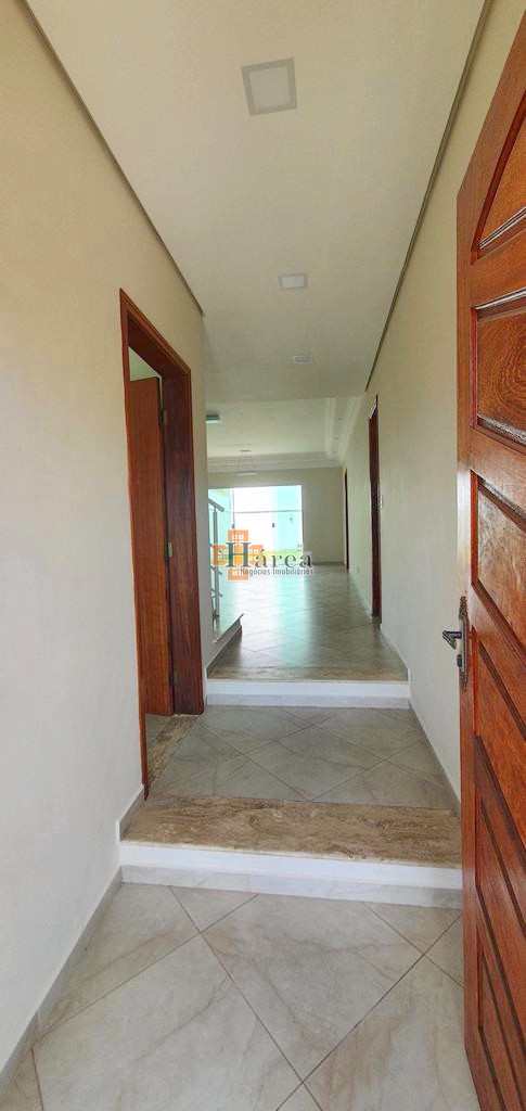 Sobrado à venda com 3 quartos, 224m² - Foto 2