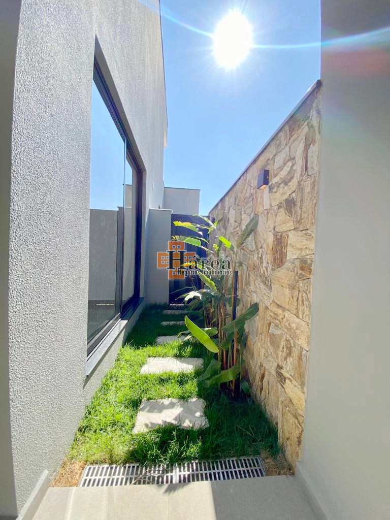 Sobrado à venda com 3 quartos, 240m² - Foto 24