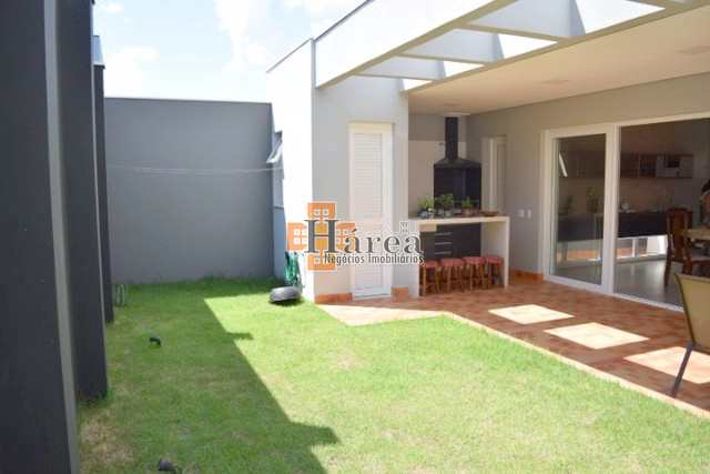 Sobrado à venda com 3 quartos, 219m² - Foto 19