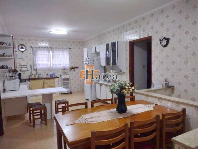 Casa à venda com 3 quartos, 200m² - Foto 10