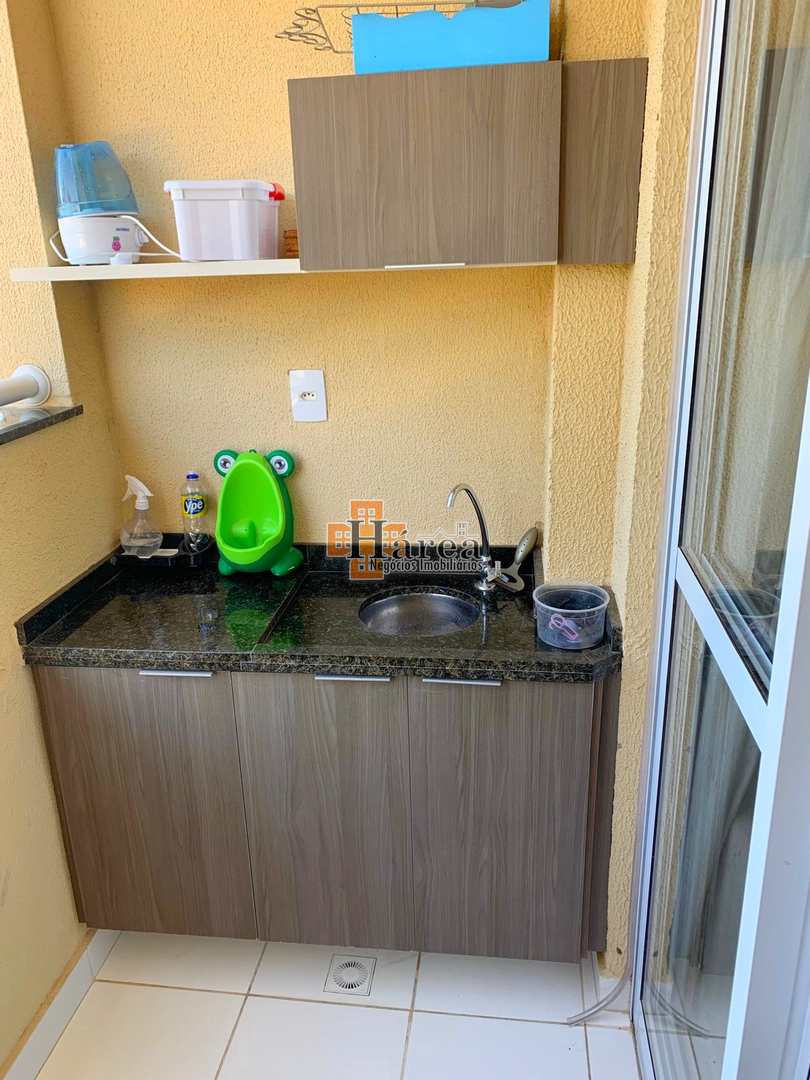 Apartamento à venda com 2 quartos, 58m² - Foto 2