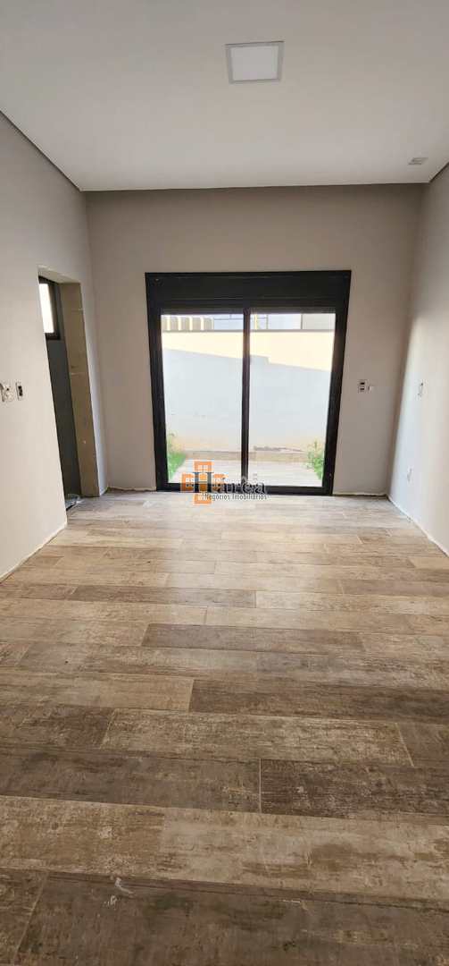 Sobrado à venda com 3 quartos, 313m² - Foto 4