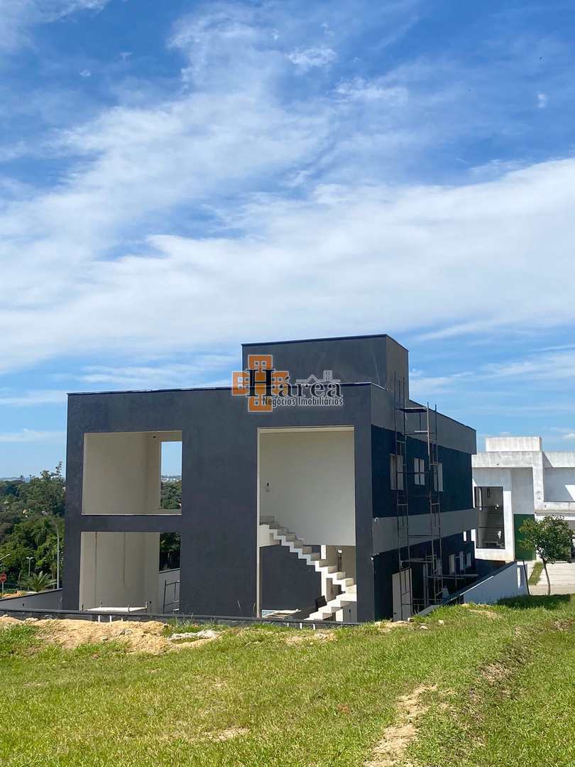 Sobrado à venda com 3 quartos, 404m² - Foto 4