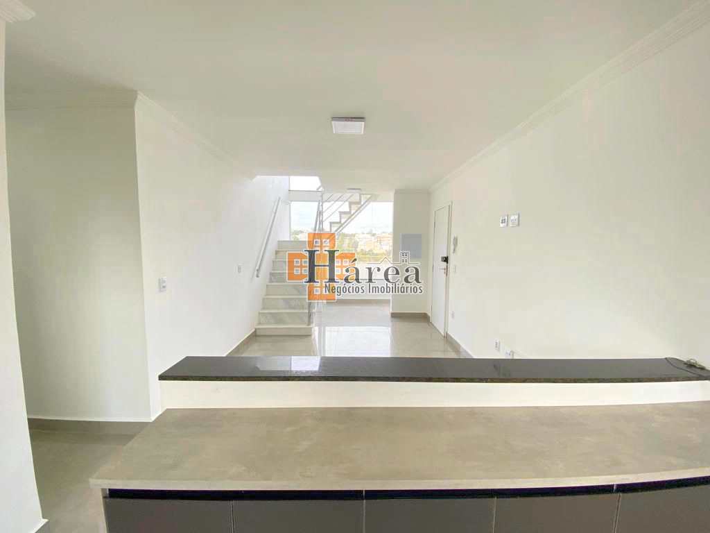 Apartamento à venda com 3 quartos, 180m² - Foto 1