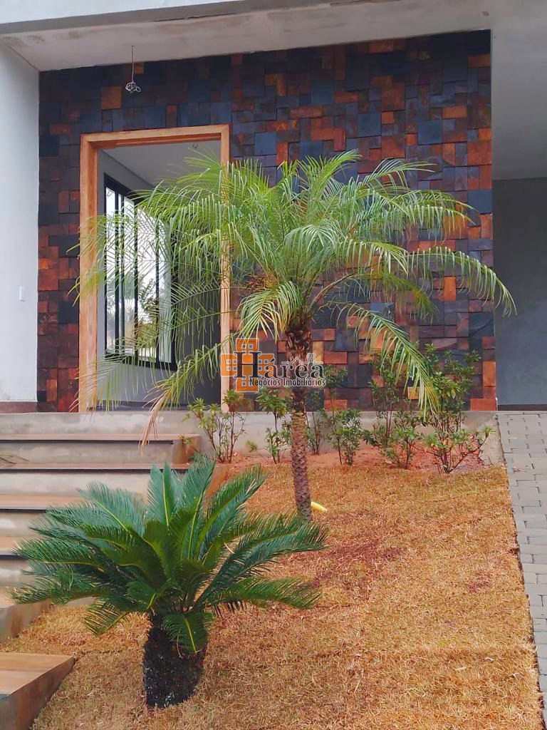 Casa de Condomínio à venda com 4 quartos, 350m² - Foto 2