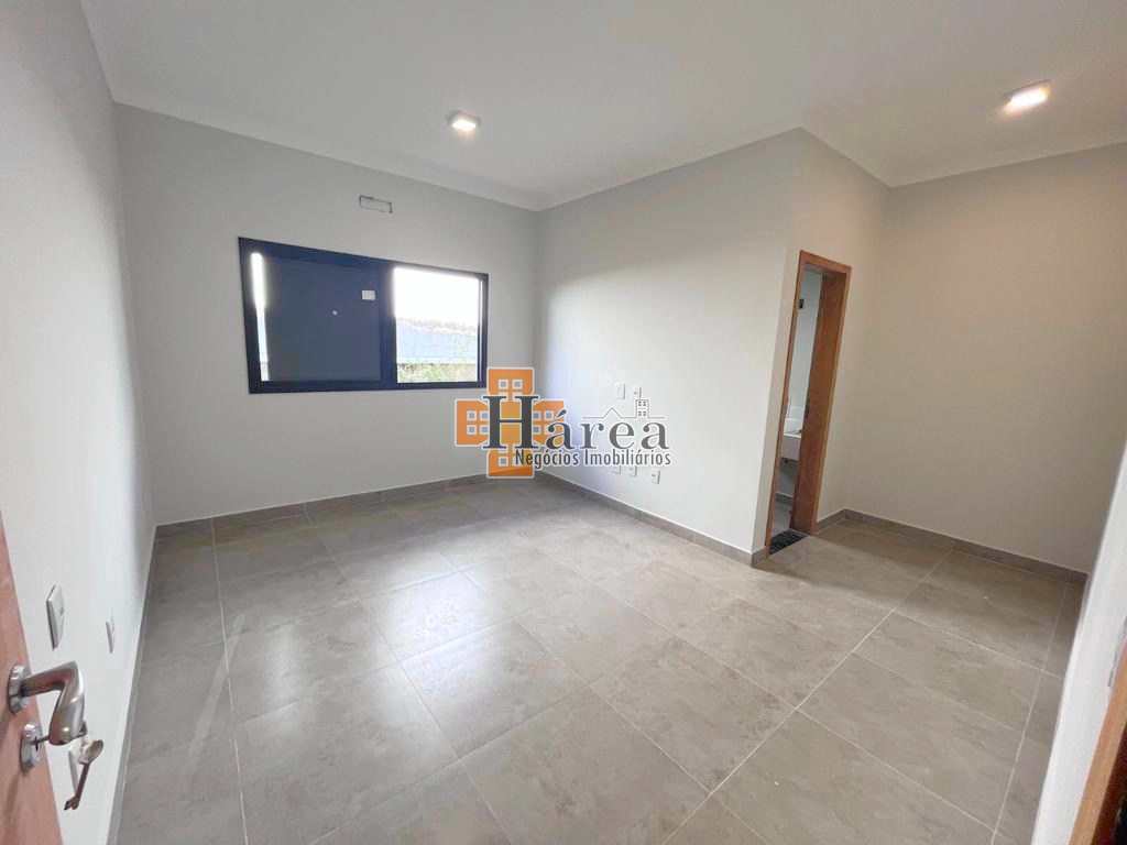 Casa de Condomínio à venda com 4 quartos, 350m² - Foto 3