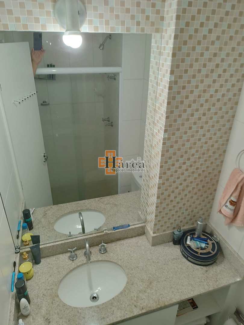 Apartamento à venda com 2 quartos, 67m² - Foto 12