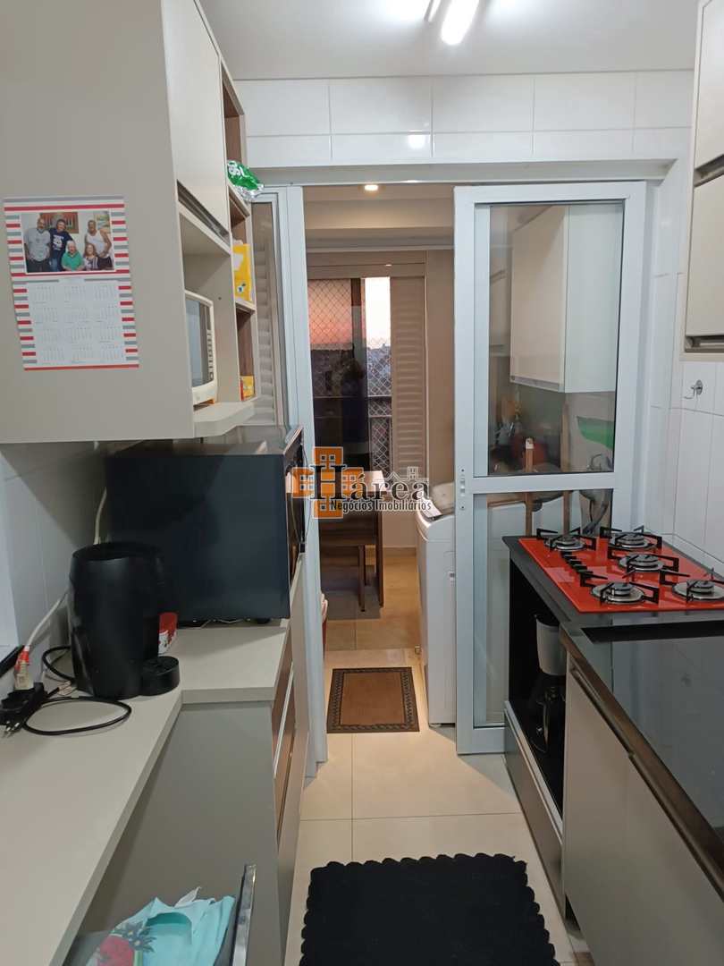 Apartamento à venda com 2 quartos, 67m² - Foto 16