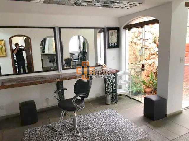 Casa à venda e aluguel com 3 quartos, 277m² - Foto 5