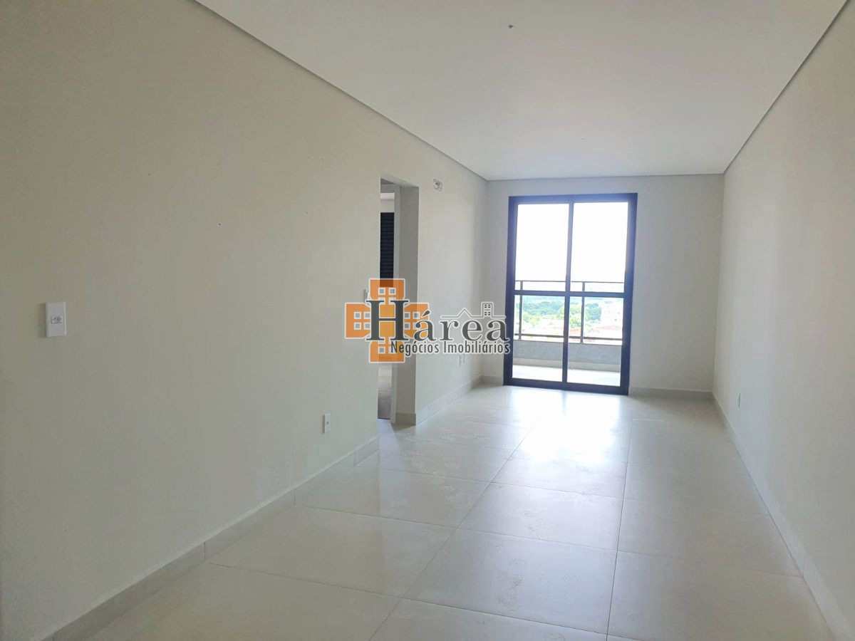 Apartamento à venda com 2 quartos, 70m² - Foto 6