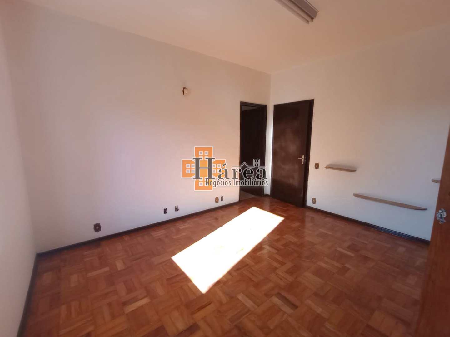 Casa à venda com 4 quartos, 300m² - Foto 20