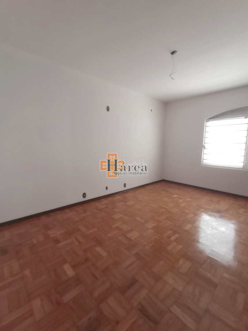 Casa à venda com 4 quartos, 300m² - Foto 26