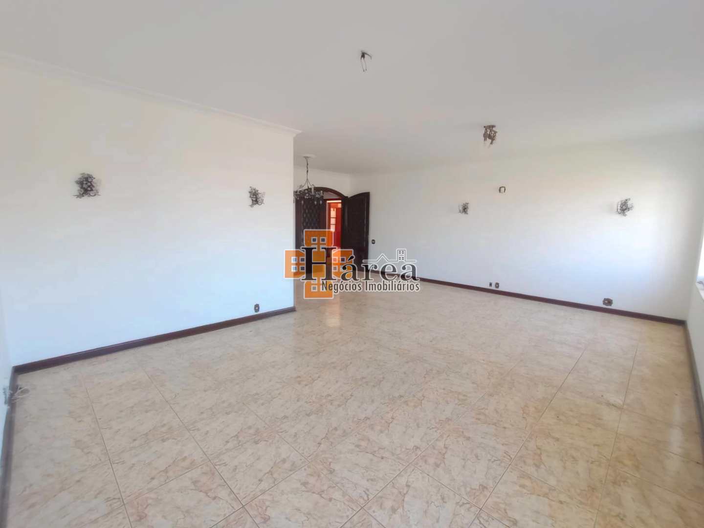 Casa à venda com 4 quartos, 300m² - Foto 9