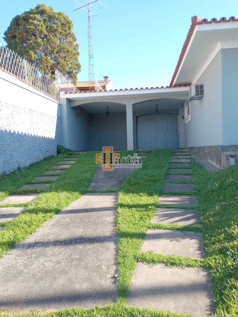 Casa à venda com 4 quartos, 300m² - Foto 5