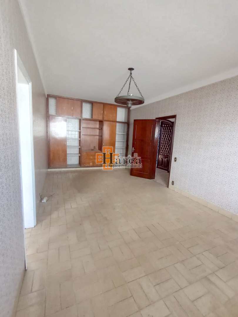 Casa à venda com 4 quartos, 300m² - Foto 12