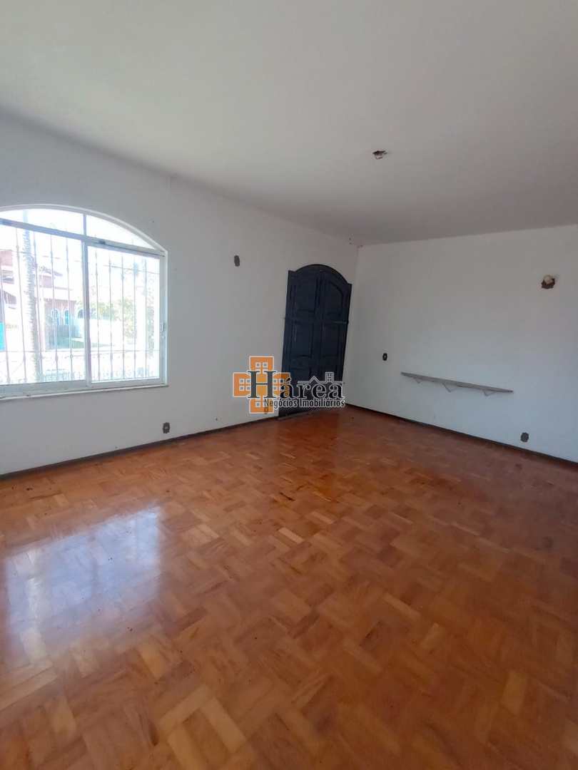 Casa à venda com 4 quartos, 300m² - Foto 16