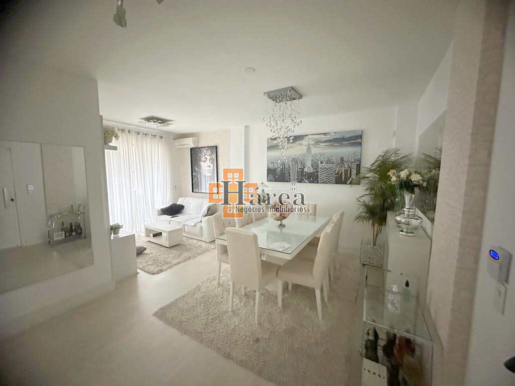 Apartamento à venda com 3 quartos, 100m² - Foto 1