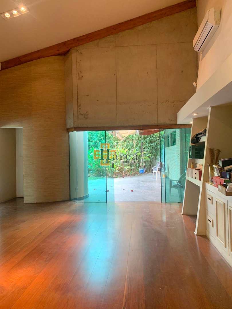 Casa à venda e aluguel com 4 quartos, 672m² - Foto 12