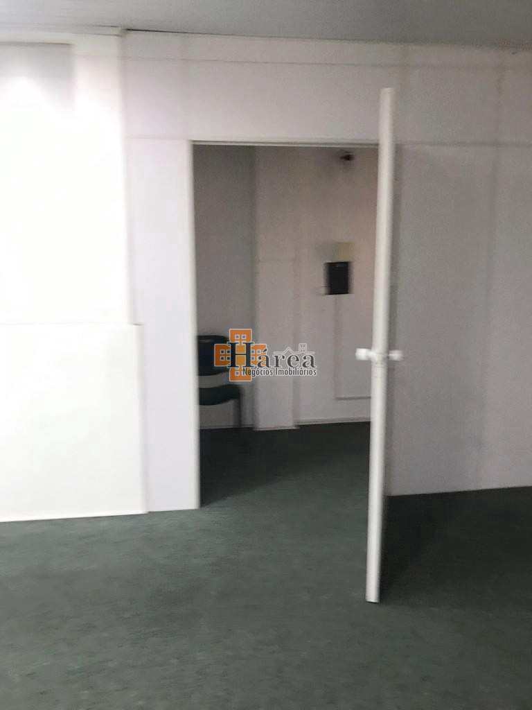 Prédio Inteiro para alugar, 300m² - Foto 18