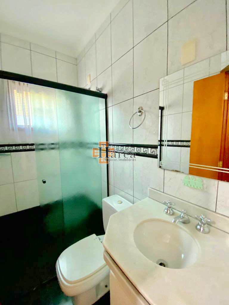 Casa de Condomínio à venda com 4 quartos, 400m² - Foto 12