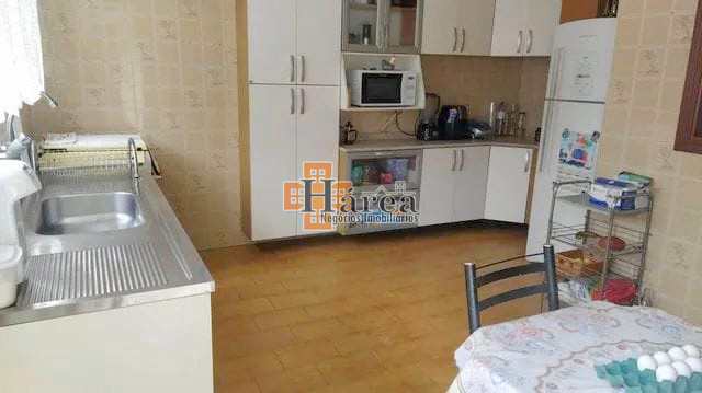 Casa à venda com 3 quartos, 188m² - Foto 11