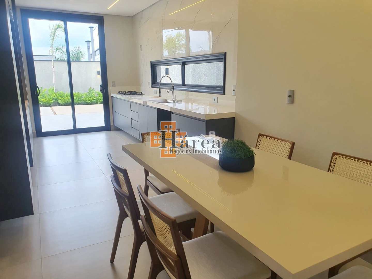 Sobrado à venda com 4 quartos, 341m² - Foto 19