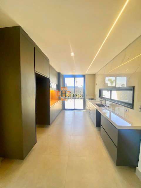 Sobrado à venda com 4 quartos, 341m² - Foto 20