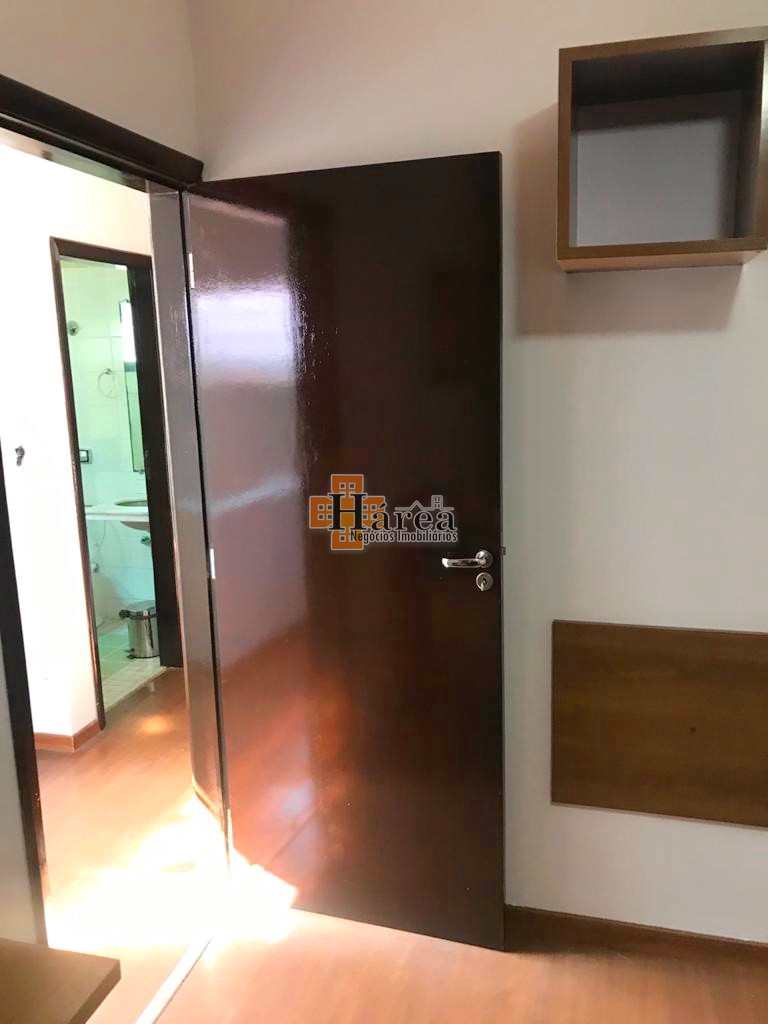 Casa à venda com 4 quartos, 185m² - Foto 19