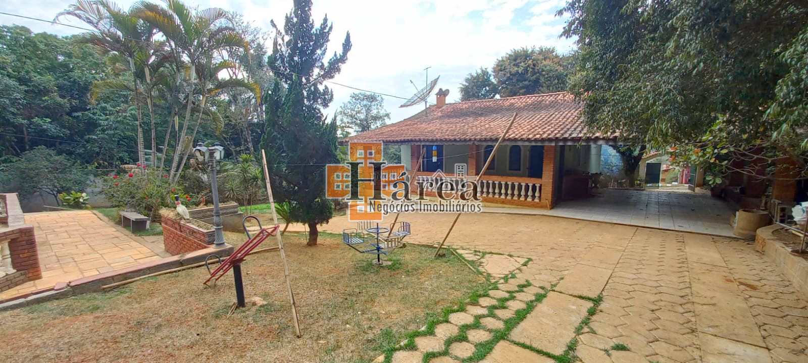 Fazenda à venda com 2 quartos, 300m² - Foto 3