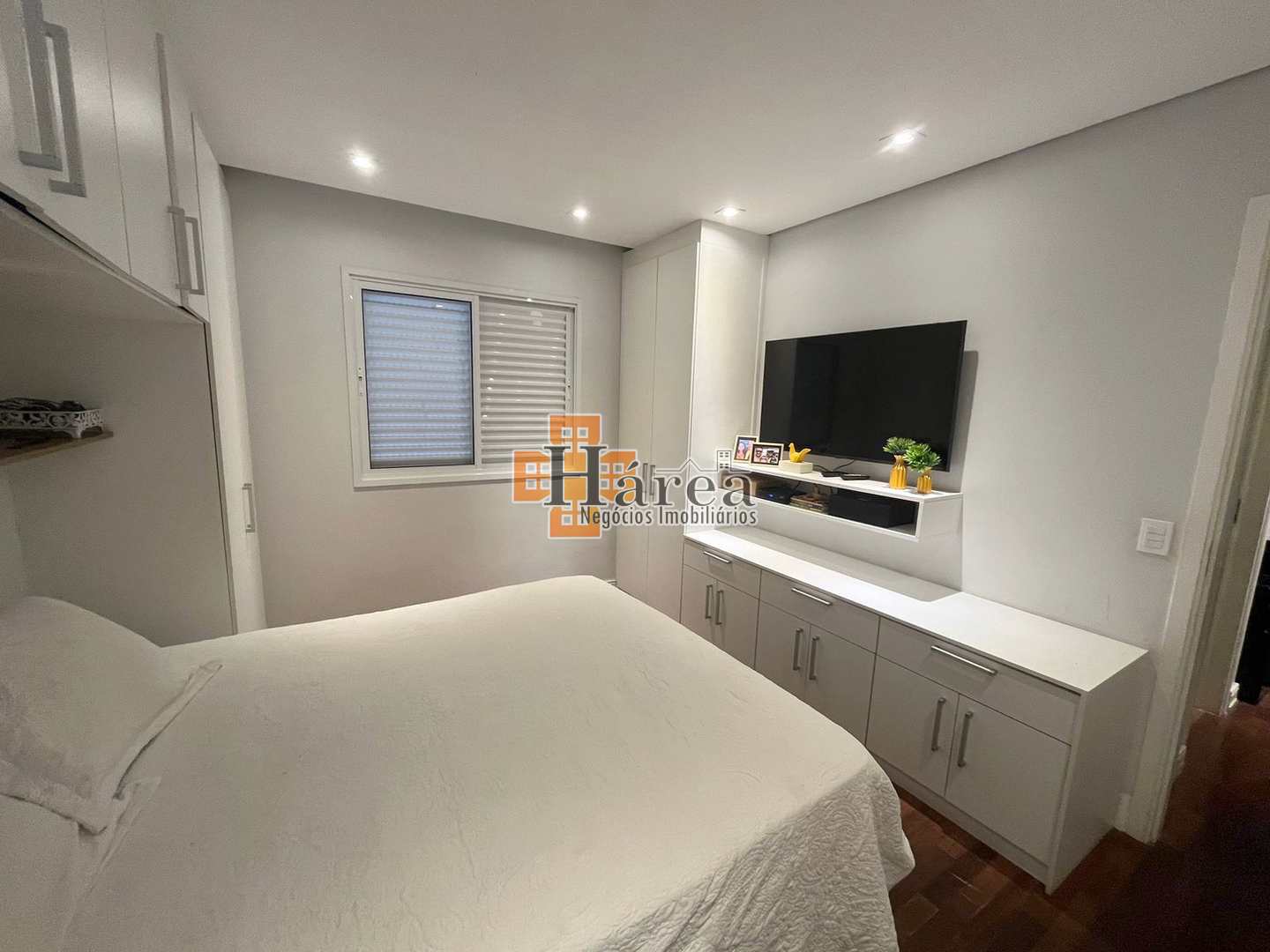 Apartamento à venda com 3 quartos, 87m² - Foto 8