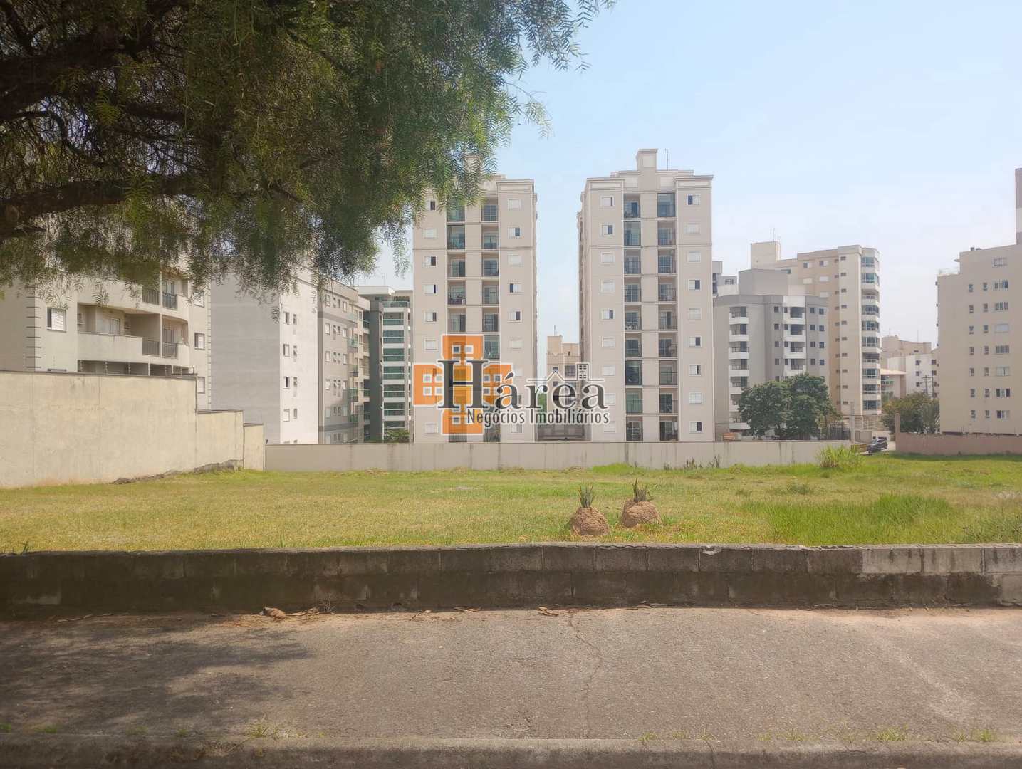 Loteamento e Condomínio, 771 m² - Foto 2