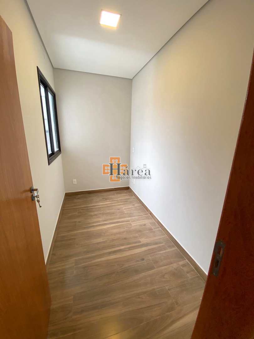 Sobrado à venda com 3 quartos, 232m² - Foto 9