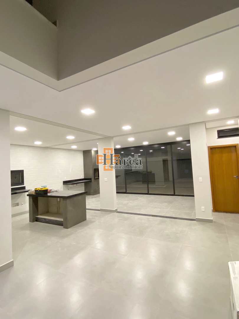 Sobrado à venda com 3 quartos, 232m² - Foto 4