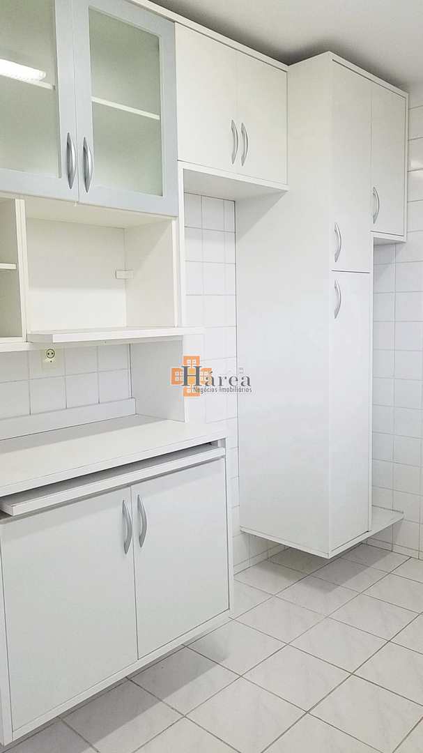 Apartamento à venda com 2 quartos, 65m² - Foto 16