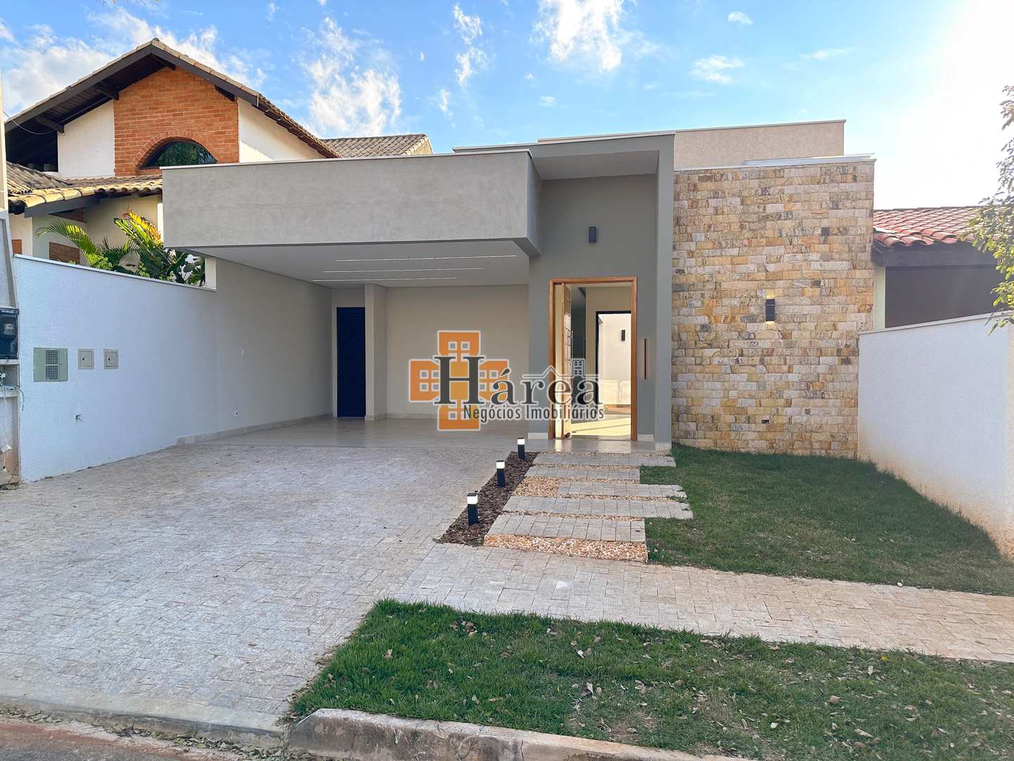 Casa de Condomínio à venda com 3 quartos, 167m² - Foto 2